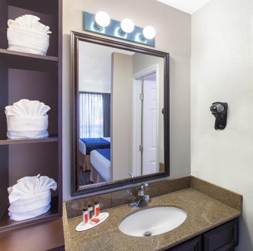 Grand Hotel Orlando at Universal Blvd - image 34