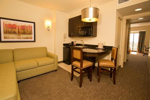 Ramada Plaza Resort & Suites By Wyndham Orlando International Drive - image 33