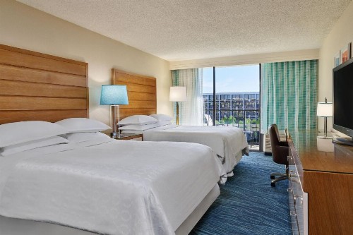 Sheraton Orlando Lake Buena Vista Resort Near Disney Springs - image 17