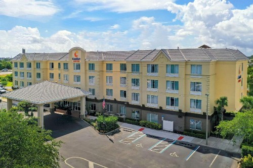 Comfort Suites Near Universal Orlando Resort - image 3