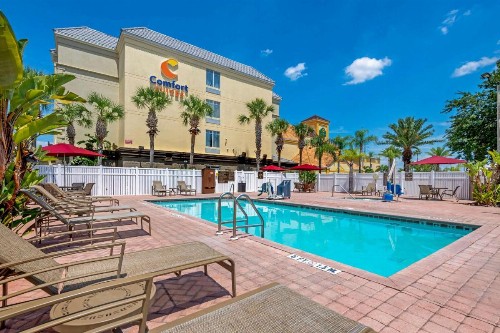 Comfort Suites Near Universal Orlando Resort - image 33
