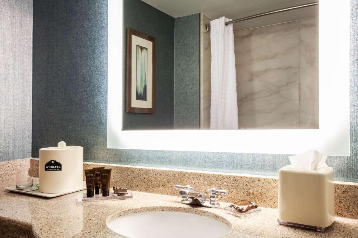 Wingate By Wyndham - Orlando International Airport - image 4