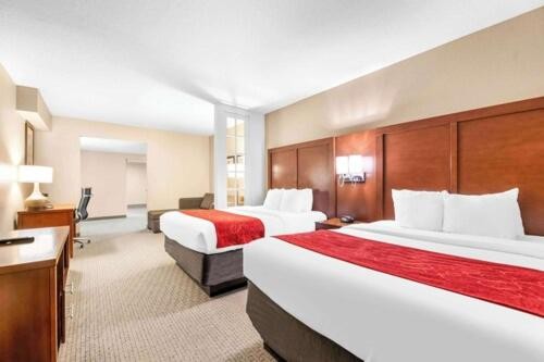 Comfort Suites Orlando Airport - image 7