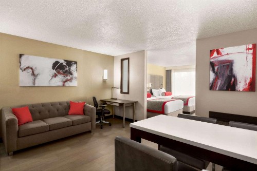 Ramada by Wyndham Suites Orlando Airport - image 2