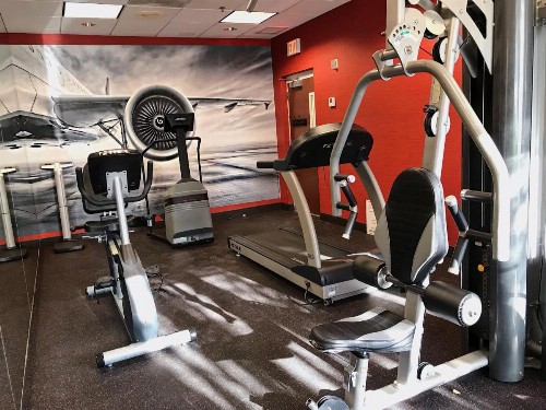 Ramada by Wyndham Suites Orlando Airport - image 25