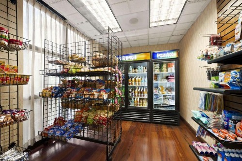 Ramada by Wyndham Suites Orlando Airport - image 6