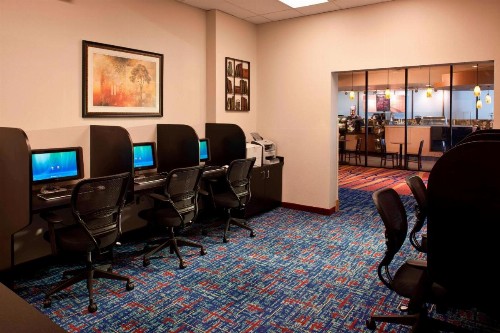 Marriott Orlando Airport Lakeside - image 24