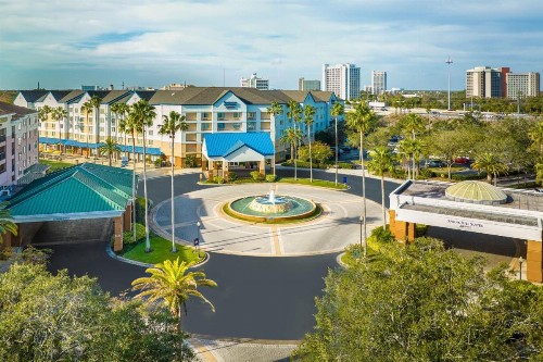 Fairfield Inn & Suites by Marriott Orlando Lake Buena Vista in the Marriott Village - image 3