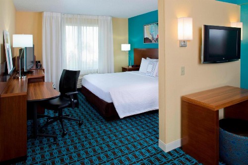 Fairfield Inn & Suites by Marriott Orlando Lake Buena Vista in the Marriott Village - image 30