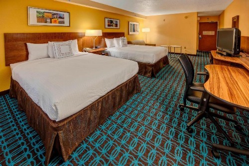 Fairfield Inn and Suites by Marriott Orlando Near Universal Orlando - image 14