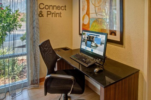 Fairfield Inn and Suites by Marriott Orlando Near Universal Orlando - image 20
