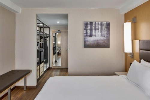 AC Hotel by Marriott Orlando Lake Buena Vista - image 18