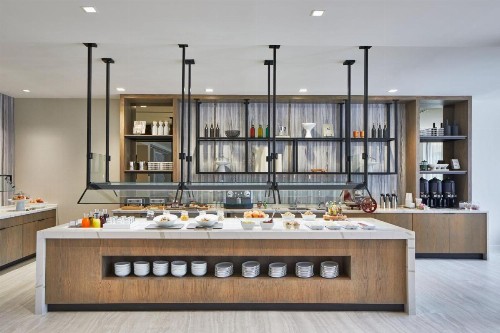 AC Hotel by Marriott Orlando Lake Buena Vista - image 2