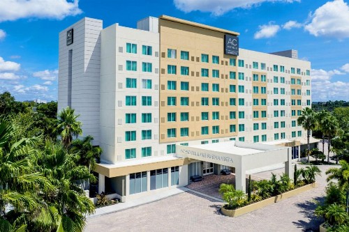 AC Hotel by Marriott Orlando Lake Buena Vista - image 7