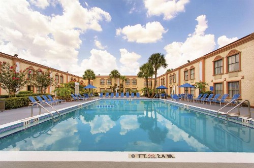 La Quinta Inn by Wyndham Orlando International Drive North - image 25