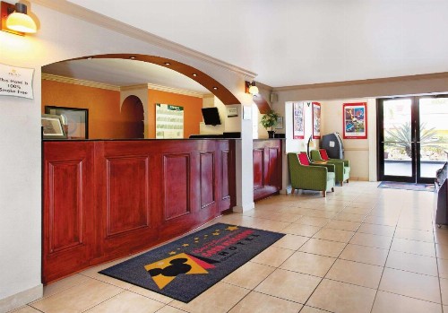 La Quinta Inn by Wyndham Orlando International Drive North - image 48