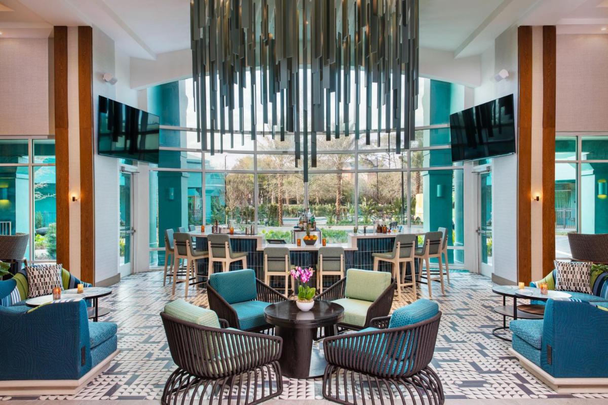 Crowne Plaza Hotel Orlando-Universal an IHG Hotel - main image