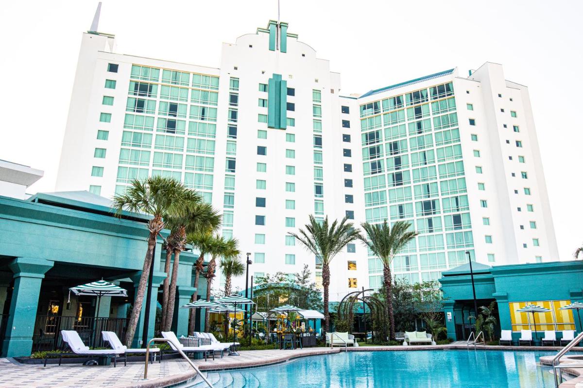 Crowne Plaza Hotel Orlando-Universal an IHG Hotel - image 3