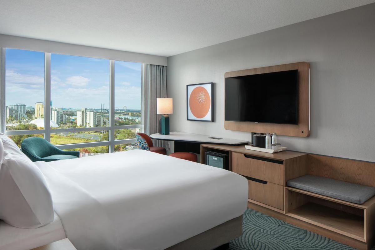 Crowne Plaza Hotel Orlando-Universal an IHG Hotel - image 4