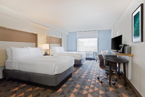 Holiday Inn & Suites Across From Universal Orlando an IHG Hotel - image 31