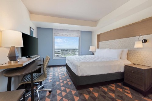Holiday Inn & Suites Across From Universal Orlando an IHG Hotel - image 45