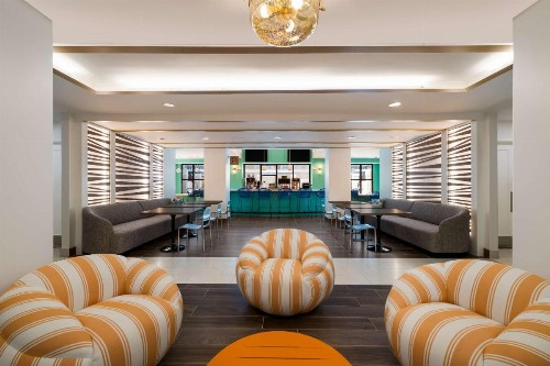 Sonesta ES Suites Orlando International Drive - image 9