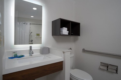 Holiday Inn Express-International Drive an IHG Hotel - image 15
