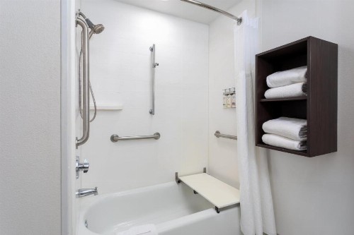 Holiday Inn Express-International Drive an IHG Hotel - image 39