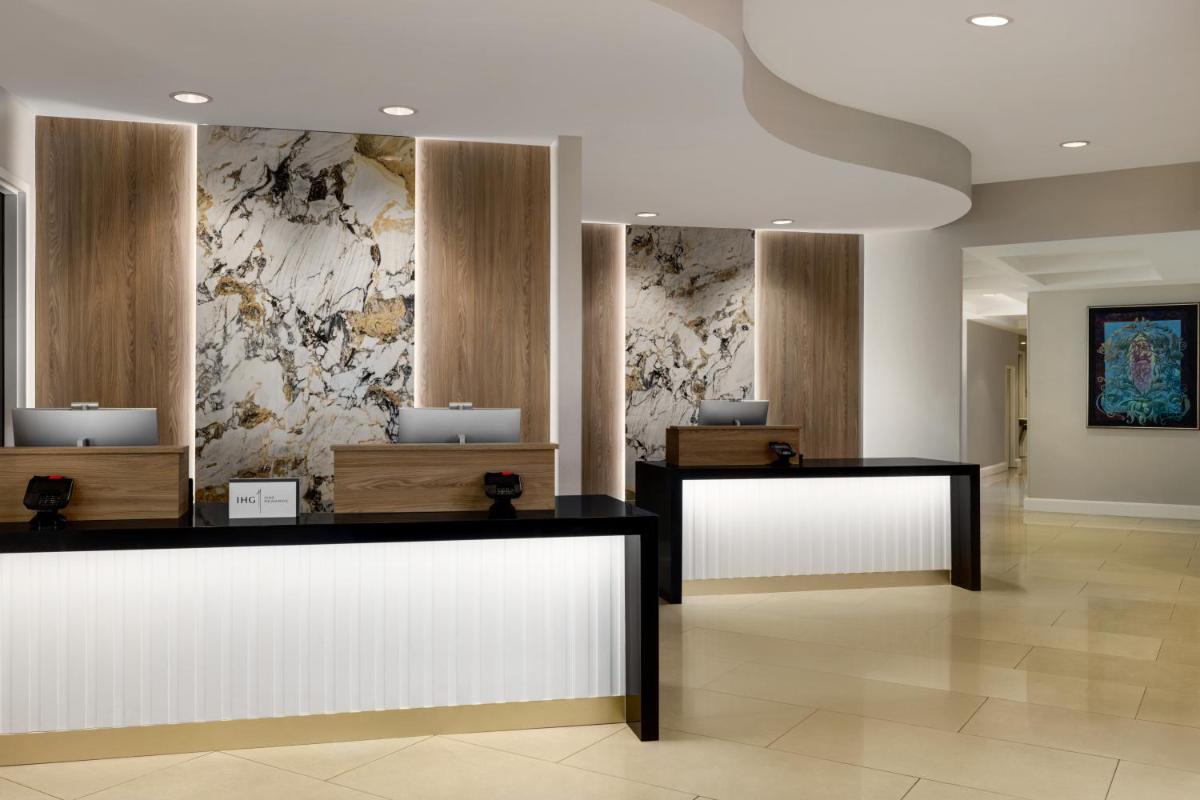 Crowne Plaza Hotel Orlando Downtown an IHG Hotel - image 6