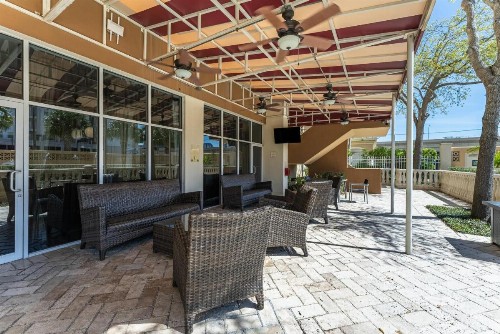 Crowne Plaza Hotel Orlando Downtown an IHG Hotel - image 7
