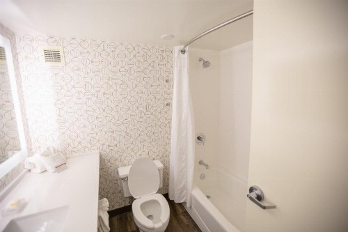 Holiday Inn Orlando International Airport an IHG Hotel - image 2