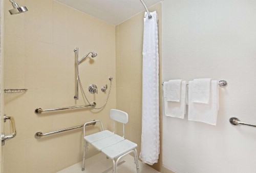 DoubleTree by Hilton Orlando East - UCF Area - image 21