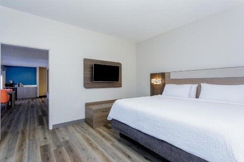 Holiday Inn Express Orlando-Ocoee East an IHG Hotel - image 16