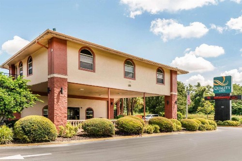 Quality Inn & Suites Orlando Airport - image 12