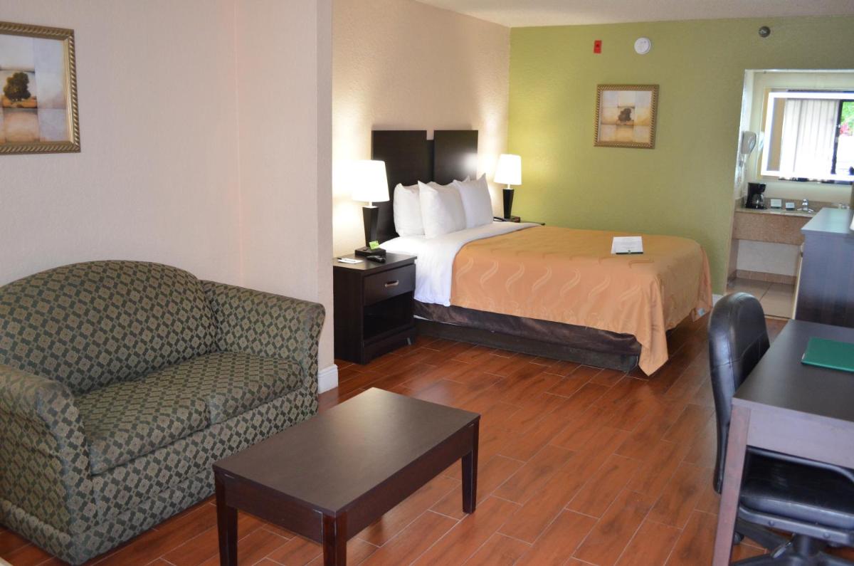 Quality Inn & Suites Orlando Airport - image 3