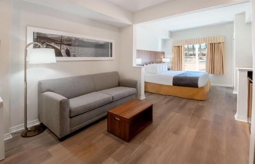 The Point Hotel & Suites Universal - image 34