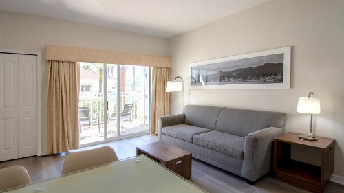 The Point Hotel & Suites Universal - image 35
