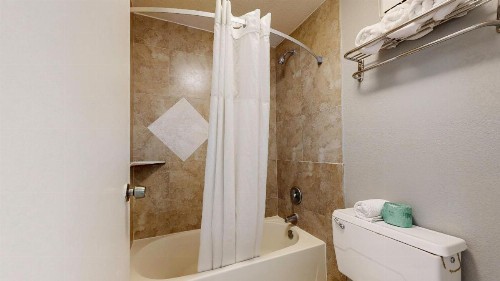 Days Inn by Wyndham Orlando Downtown - image 20