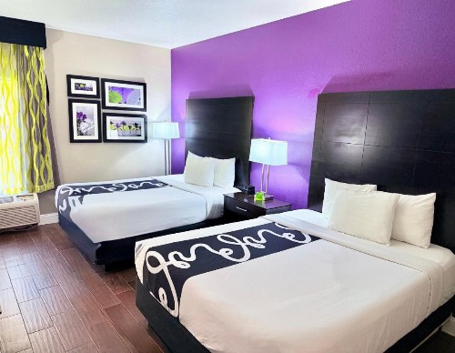 La Quinta by Wyndham Orlando Universal area - image 13