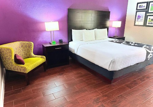 La Quinta by Wyndham Orlando Universal area - image 26