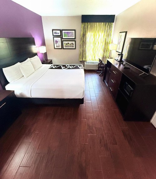 La Quinta by Wyndham Orlando Universal area - image 28