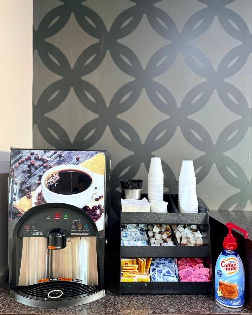 La Quinta by Wyndham Orlando Universal area - image 35