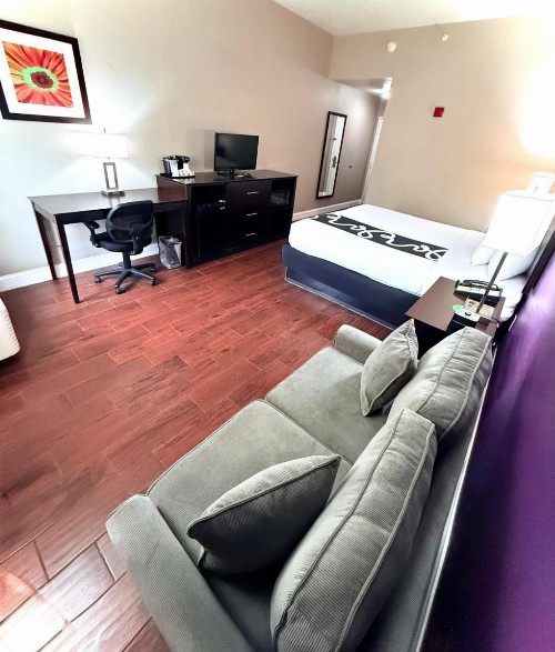 La Quinta by Wyndham Orlando Universal area - image 46
