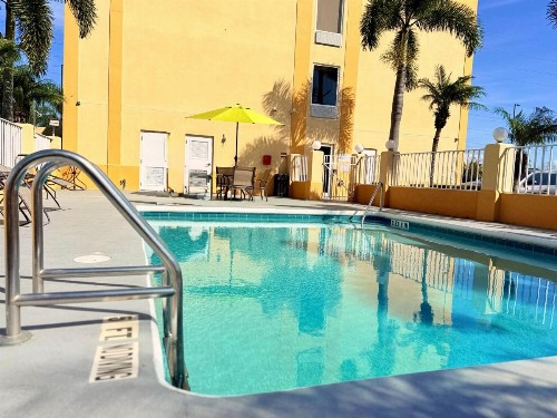 La Quinta by Wyndham Orlando Universal area - image 9