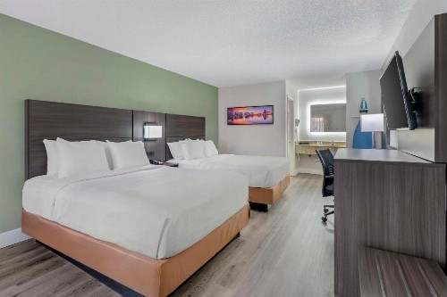 Days Inn & Suites by Wyndham Orlando East UCF Area - image 13
