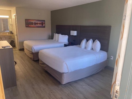 Days Inn & Suites by Wyndham Orlando East UCF Area - image 47