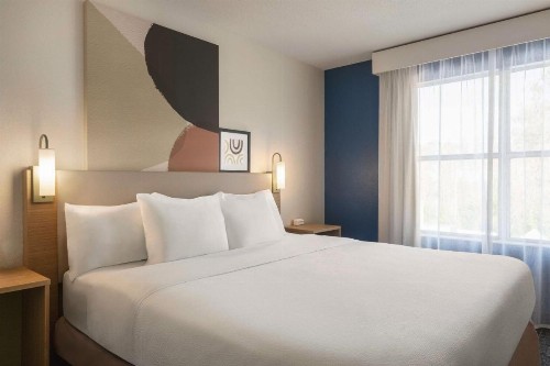 Country Inn & Suites by Radisson Near Universal - image 44