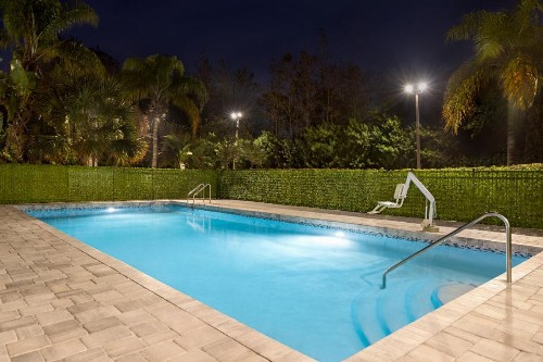 Country Inn & Suites by Radisson Near Universal - image 48