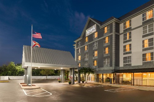 Country Inn & Suites by Radisson Near Universal - image 5