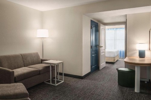 Country Inn & Suites by Radisson Near Universal - image 6
